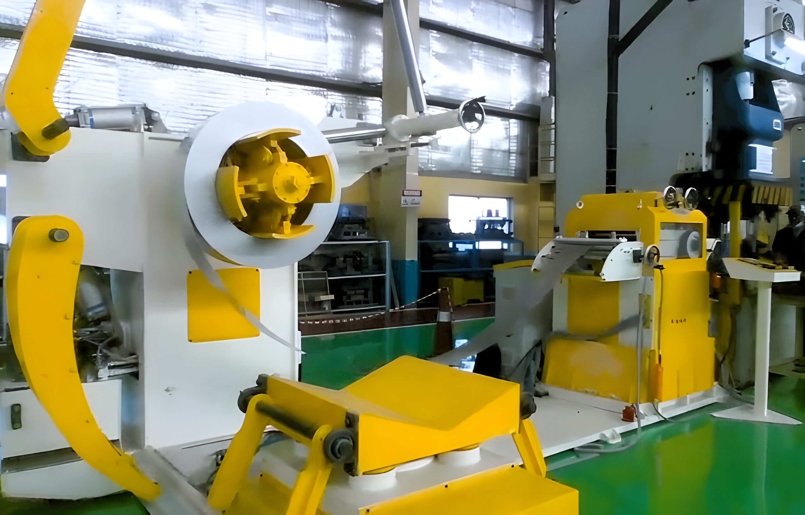 3in1DecoilercumStraightenercumServoFeeder